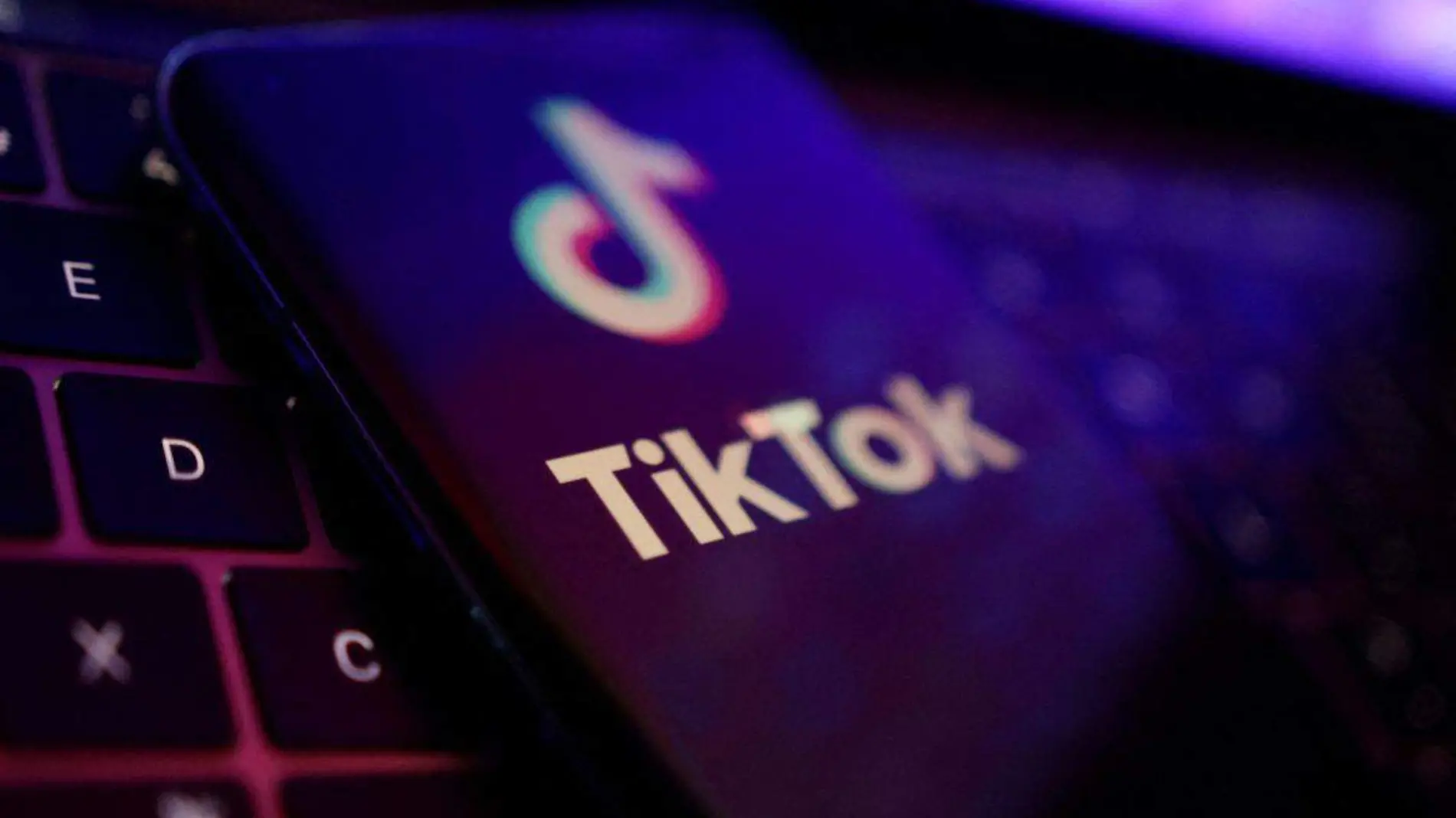 Comisión Europea veta el uso de TikTok en dispositivos oficiales por cuestiones de ciberseguridad